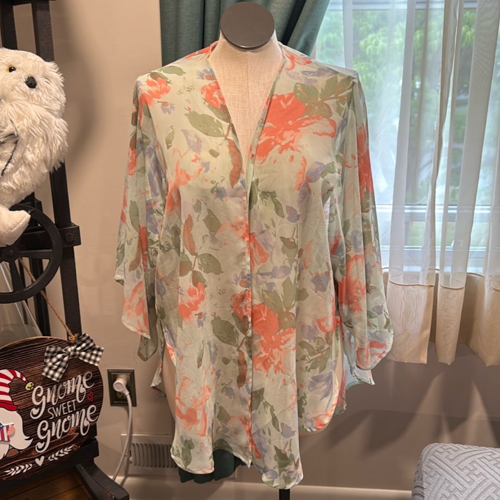 Christopher & Banks Floral Kimono